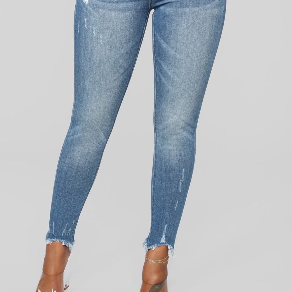 Fashion Nova size 13 NWOT Jeans